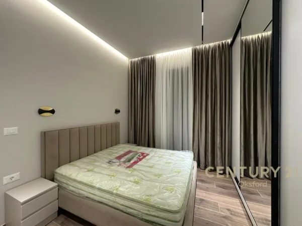 Tirane, jepet me qera apartament 2+1 Kati 7, 134 m² 1.500 € (Kompleksi Deliorgji)