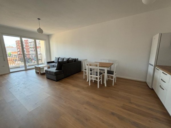 Tirane, jepet me qera apartament 2+1 Kati 7, 850 € 