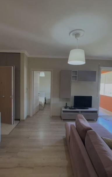 Tirane, jepet me qera apartament 1+1 , 68 m² 600 € 