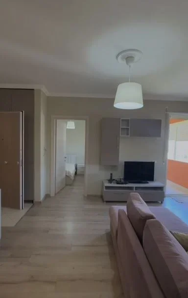 Tirane, jepet me qera apartament 1+1 , 68 m² 600 € 