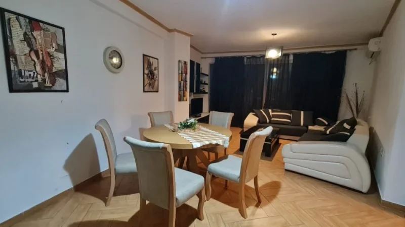 Tirane, jap me qera apartament 2+1+Ballkon Kati 3, 115 m² 660 € (Don Bosko, afer hotel Ferrari)