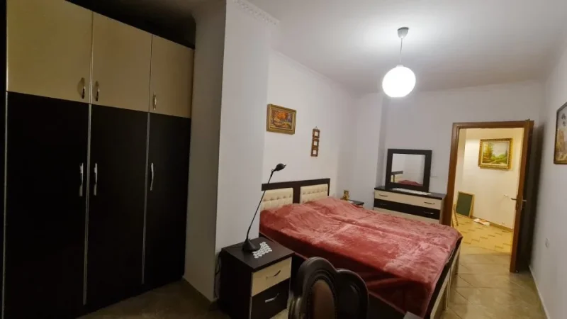 Tirane, jap me qera apartament 2+1+Ballkon Kati 3, 115 m² 660 € (Don Bosko, afer hotel Ferrari)
