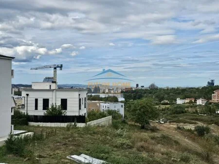 Tirane, shitet apartament 2+1 Kati 2, 123 m² 24.000.000 € 