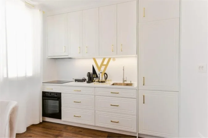 Tirane, jepet me qera apartament 1+1+Ballkon Kati 9, 75 m² 550 € (ASTIR)