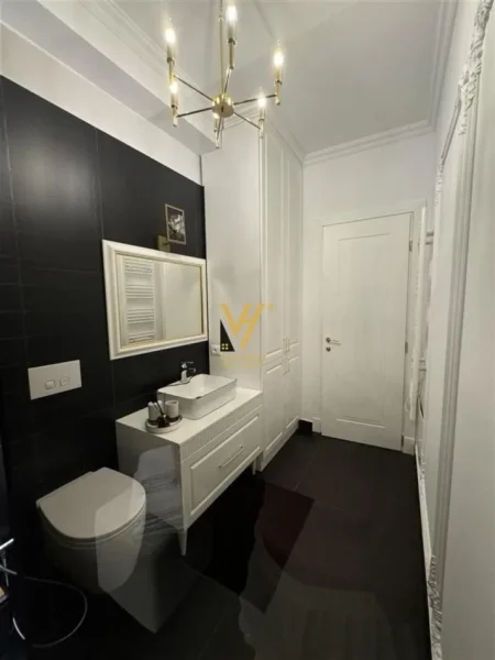 Tirane, jepet me qera apartament 1+1+Ballkon Kati 9, 75 m² 550 € (ASTIR)