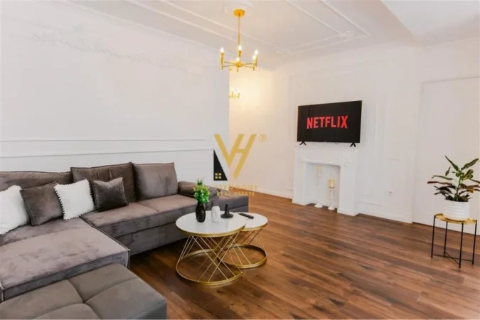 Tirane, jepet me qera apartament 1+1+Ballkon Kati 9, 75 m² 550 € (ASTIR)