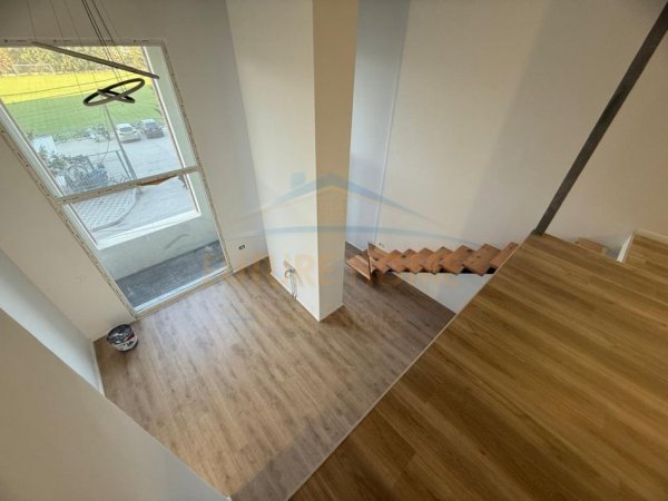 Tirane, jepet me qera apartament 1+1 Kati 1, 60 m² 450 € 