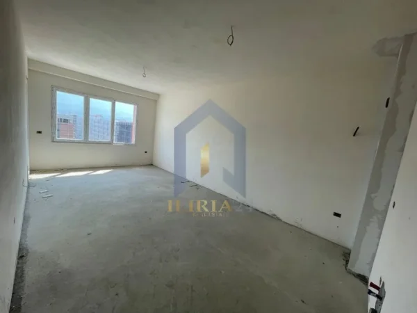Tirane, shes apartament 2+1+Ballkon Kati 6, 97 m² 121.062 €