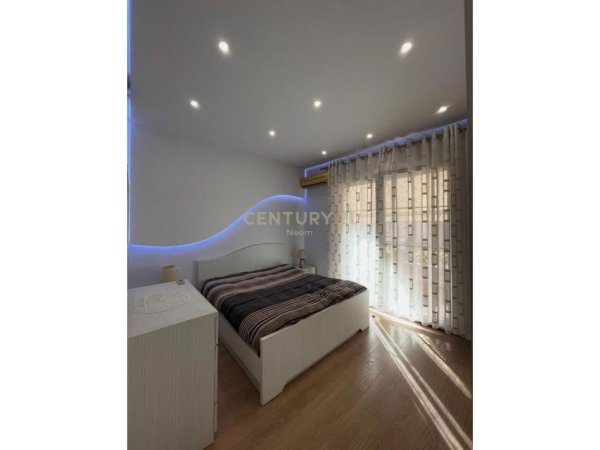Tirane, jepet me qera apartament 2+1 Kati 1, 85 m² 650 € (Veneto Residence)