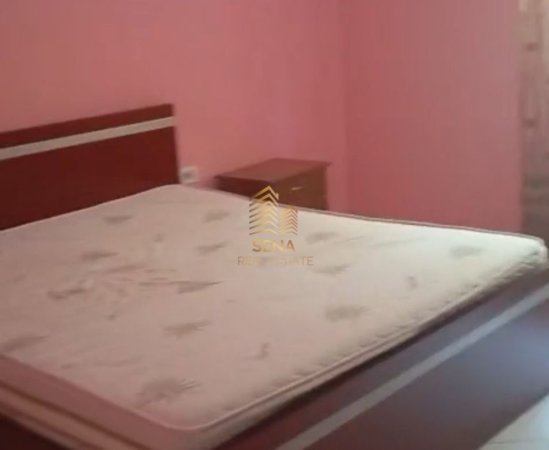 Tirane, jepet me qera shtepi 2+1 Kati 1, 80 m² 300 € (Shkoze , Firma Kamberi)