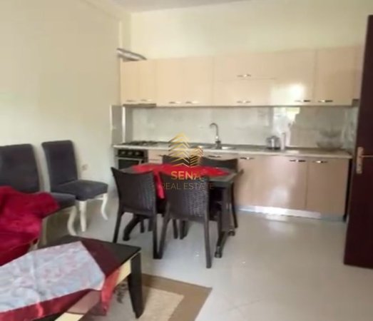 Tirane, jepet me qera shtepi 2+1 Kati 1, 80 m² 300 € (Shkoze , Firma Kamberi)