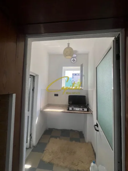 Tirane, jepet me qera apartament 2+1 Kati 1, 95 m² 430 € (SPITALI AMERIKAN 2)