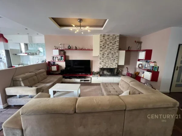 Tirane, shitet apartament 2+1+Aneks+Ballkon Kati 11, 154 m² 370.000 € (Selvia)
