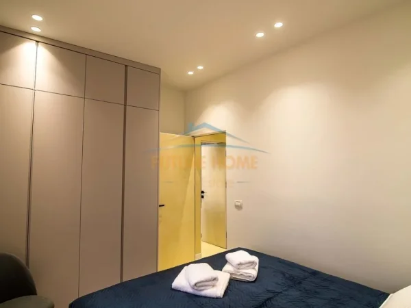 Tirane, jepet me qera apartament 1+1 Kati 4, 40 m² 600 € (Rruga e Durresit)