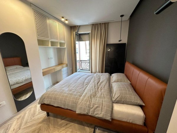 Tirane, jepet me qera apartament 1+1 Kati 6, 70 m² 800 € 