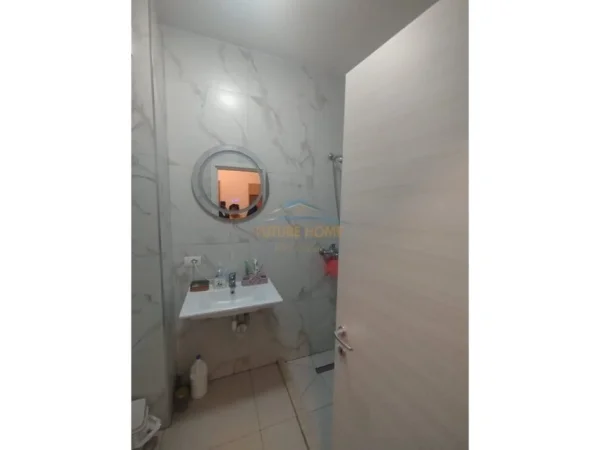 Tirane, jepet me qera apartament 2+1 Kati 4, 78 m² 650 € (Don Bosko)