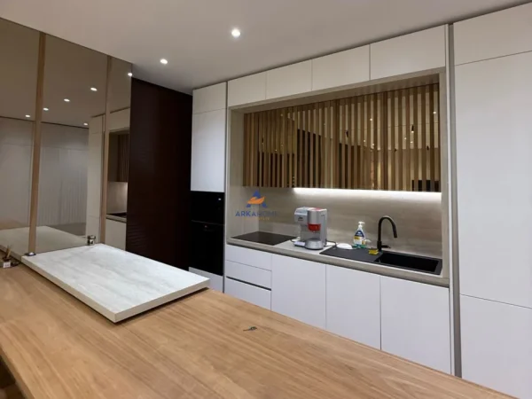 Vlore, shitet Vile 3+1+Ballkon Kati 2, 530 m² 1.100.000 € (Green Coast, Palase)