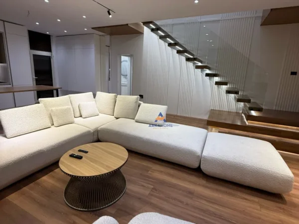 Vlore, shitet Vile 3+1+Ballkon Kati 2, 530 m² 1.100.000 € (Green Coast, Palase)