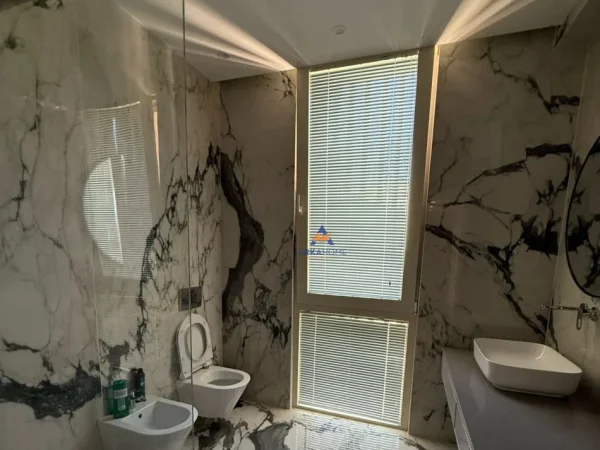 Vlore, shitet Vile 3+1+Ballkon Kati 2, 530 m² 1.100.000 € (Green Coast, Palase)