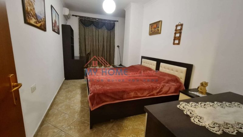 Tirane, jepet me qera apartament 2+1+Ballkon Kati 2, 115 m² 660 € (Rruga Don Bosko)