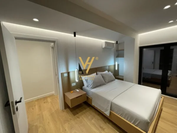 Tirane, jepet me qera apartament 3+1+Ballkon Kati 1, 120 m² 1.500 € (KODRA E DIELLIT)