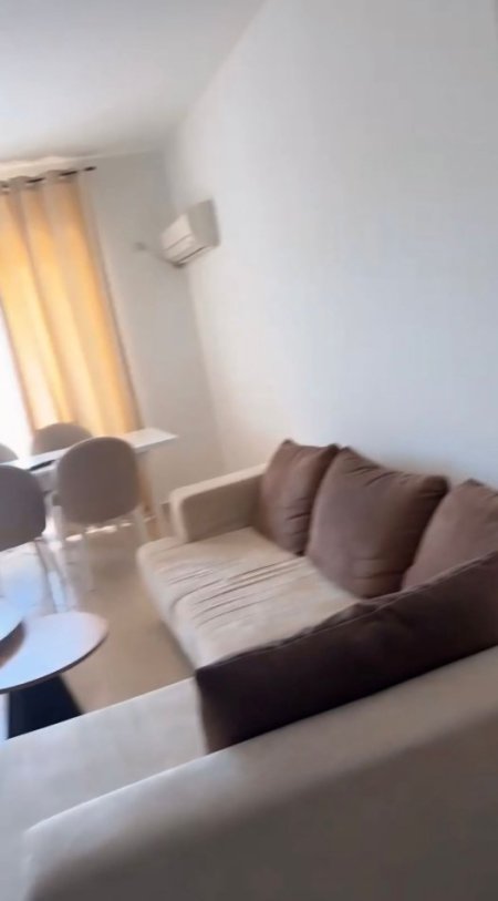 Tirane, jepet me qera apartament 1+1 Kati 3, 80 m² 40.000 ALL