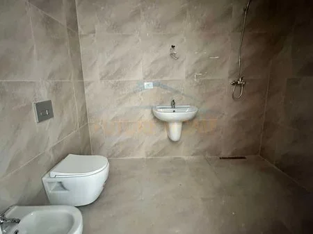 Tirane, shitet apartament 1+1 Kati 2, 73 m² 12.563.000 € 