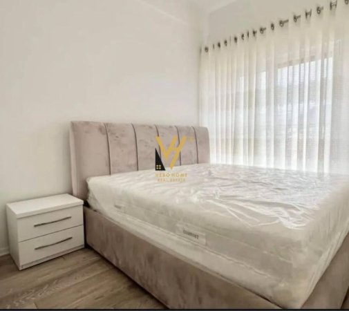 Tirane, jepet me qera apartament 2+1+Ballkon Kati 5, 72 m² 450 € (ALI DEMI)