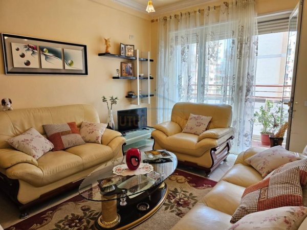 Tirane, shitet apartament 3+1+Ballkon Kati 5, 127 m² 248.625 € (Don Bosko)