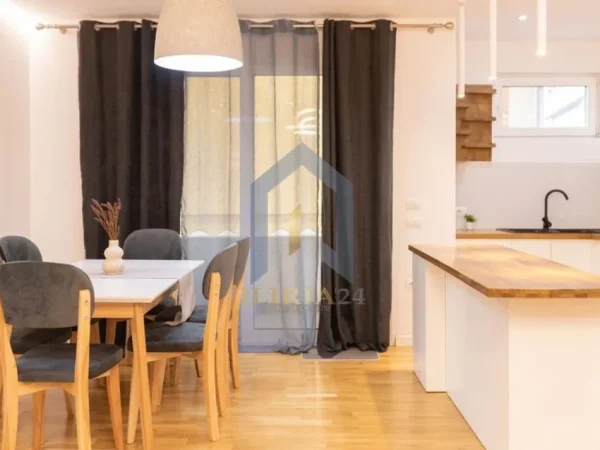 Tirane, shes apartament 2+1 Kati 3, 105 m² 252.000 € (Zogu i Zi)