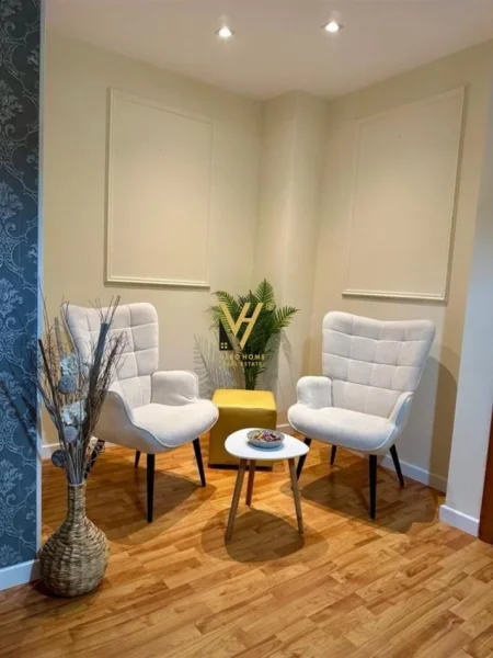 Tirane, jepet me qera apartament 1+1+Ballkon Kati 5, 70 m² 670 € (MINE PEZA)