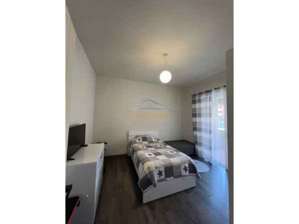 Tirane, shitet apartament 2+1+Ballkon Kati 3, 127 m² 317.500 € (Bulevardi Gjergj Fishta)