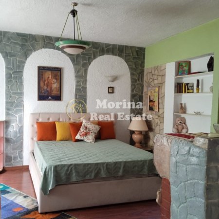 Qera, Hyrje Private 1+1+Aneks, Pazari i Ri, 550 euro/muaj