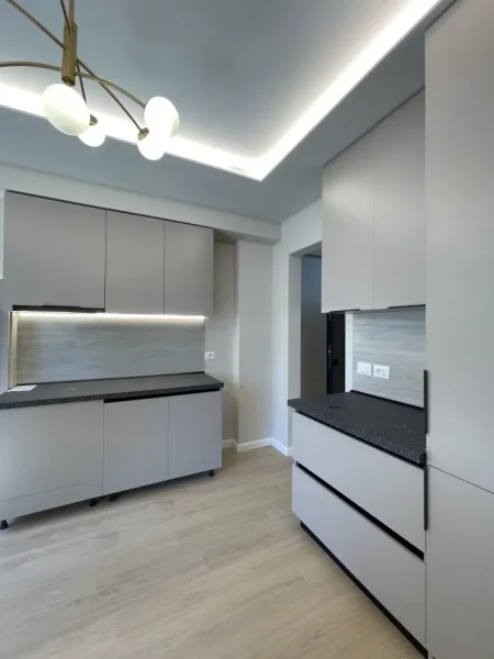 Tirane, shitet apartament 1+1+Ballkon Kati 2, 48 m² 107.000 € 