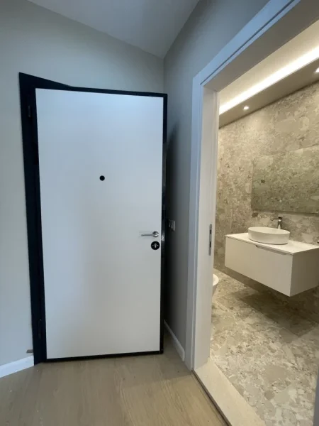 Tirane, shitet apartament 1+1+Ballkon Kati 2, 48 m² 107.000 € 