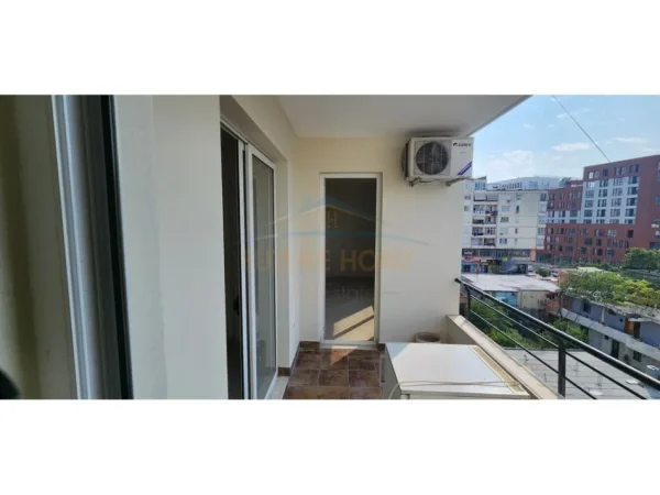 Tirane, shitet apartament 2+1+Ballkon Kati 4, 110 m² 135.000 € (Unaza e Re)