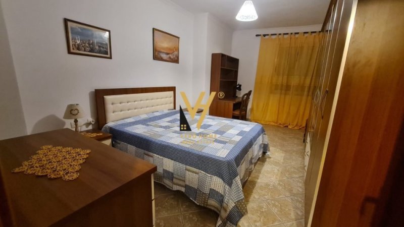 Tirane, jepet me qera apartament 2+1+Ballkon Kati 2, 115 m² 660 € (DON BOSKO)
