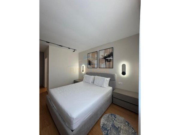 Tirane, shitet apartament 2+1 Kati 6, 114 m² 250.000 €