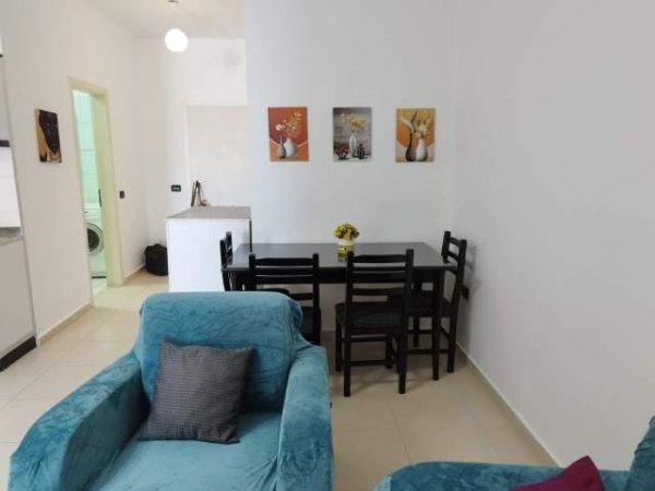 Tirane, jepet me qera apartament 2+1 Kati 7, 78 m² 35.000 Leke (Yzberisht)