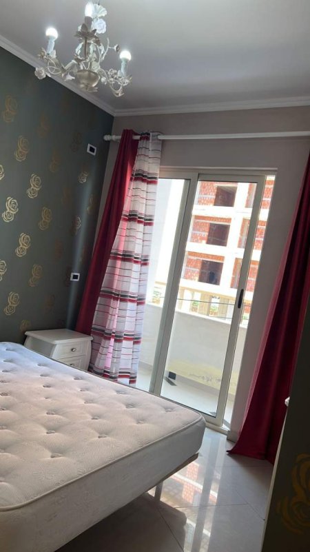 Tirane, jepet me qera apartament 2+1+BLK Kati 3, 91 m² 350 Euro (Yzberisht)