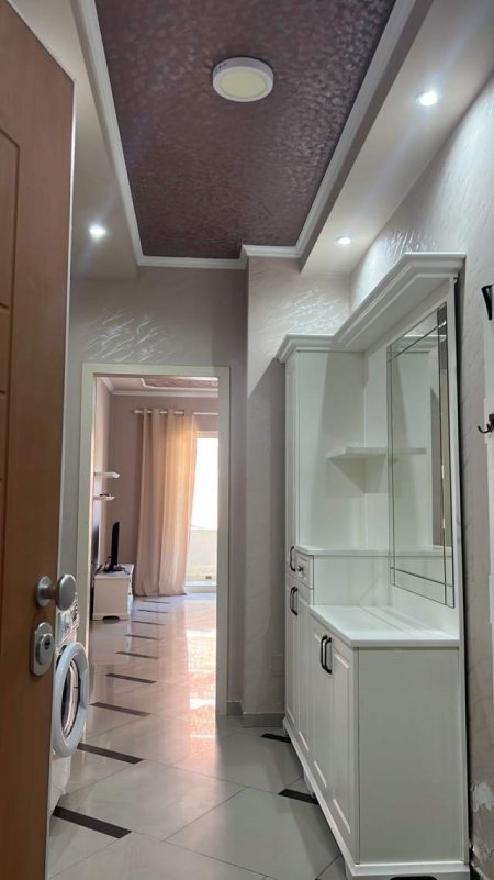 Tirane, jepet me qera apartament 2+1+BLK Kati 3, 85 m² 350 Euro (prane spitalit Amerikan 3)