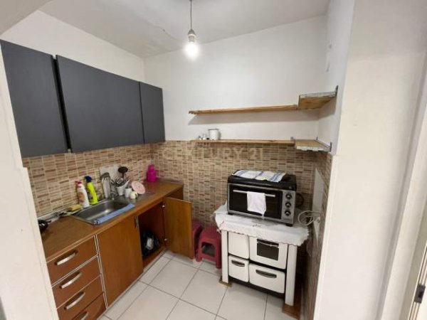 Tirane, jepet me qera apartament 2+1 Kati 2, 80 m² 400 Euro