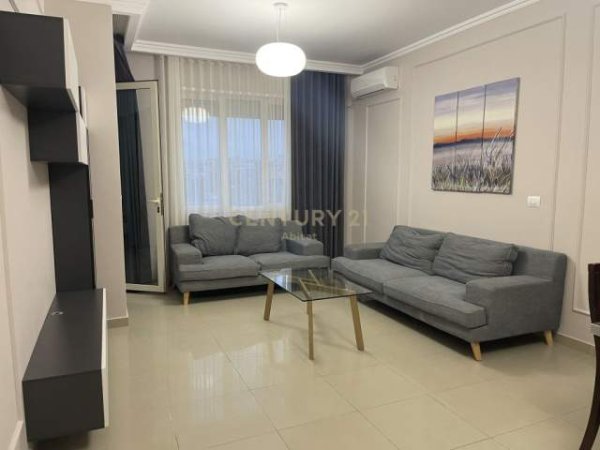 Tirane, jepet me qera apartament 1+1+BLK Kati 5, 70 m² 470 Euro (Bulevardi I Ri)