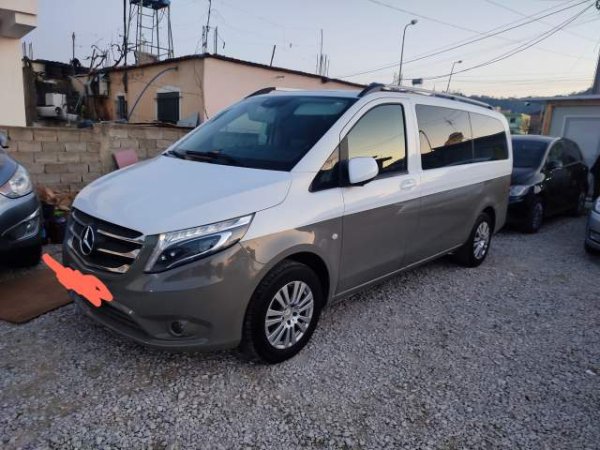 Tirane, jap me qera Furgon Mercedes-benz Vito Viti 2020,