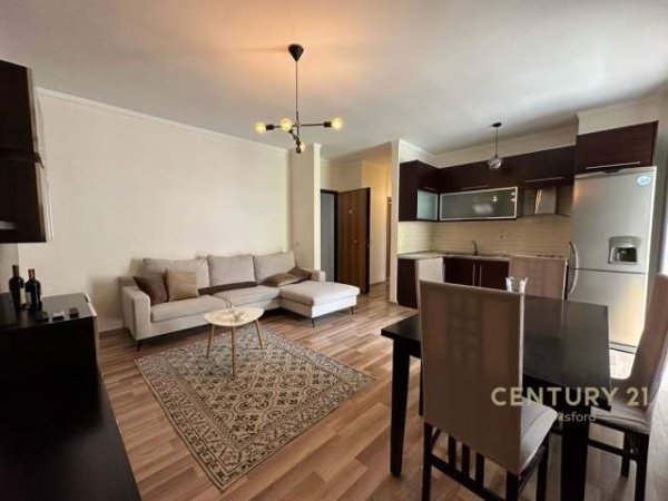 Tirane, jepet me qera apartament 2+1+BLK Kati 4, 82 m² 450 Euro (Rruga Kodra e Diellit)