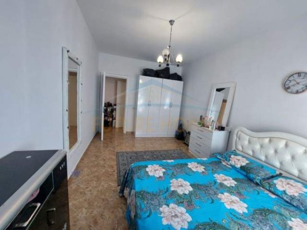 Durres, shitet apartament 2+1 95 m² 95.000 Euro (Prane Kazazit, Durres)