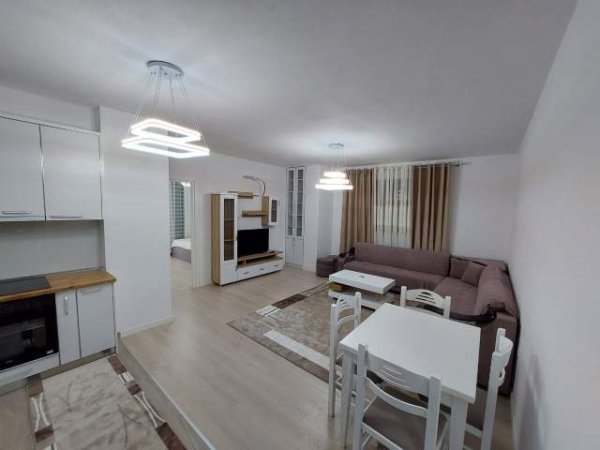 Tirane, jepet me qera apartament 2+1+BLK Kati 5, 97 m² 450 Euro (Astir, Vila L)