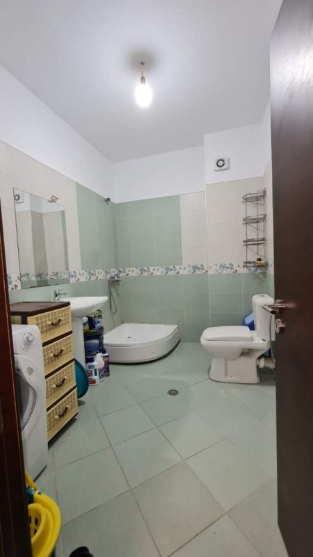 Tirane, jepet me qera apartament 1+1+BLK Kati 2, 62 m² 350 Euro (Rruga Androkli Kostallari)