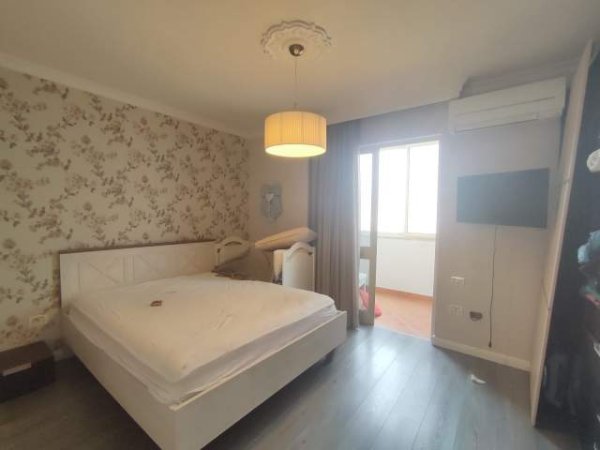 Tirane, shitet apartament 2+1 Kati 1, 85 m² 115.000 Euro (myslym shyri)
