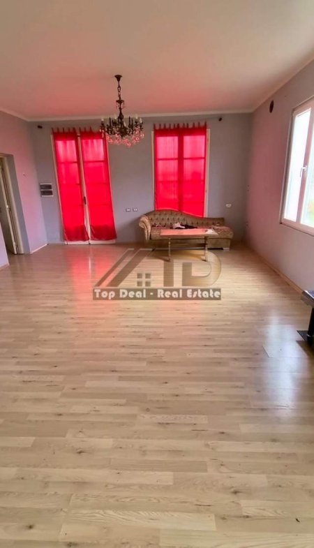 Shkoder, shitet shtepi 2+1+BLK Kati 0, 2.500 m² 60.000 Euro (Trushe)